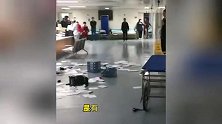 武大人民医院病人家属打砸护士台 保卫科：事发胃肠外科 已被警方带离