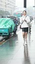 果然漂亮的姑娘都不怕冷，姑娘最后真是可爱又调皮