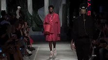来势汹汹 当下时尚圈最火男模 Alton Mason！