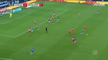 第50分钟沙尔克04球员什克日布斯基射门