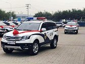 中国警车换了，统统“淘汰”丰田大众，这辆车才彰显大国风范