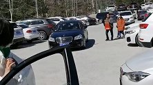 五台山景区被指不买香不让停车 当地回应：村民私自行为，已处理