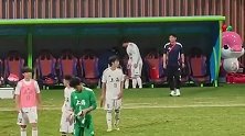 上海队无缘全运男足U20决赛 实拍蒯纪闻赛后捂脸痛哭