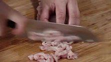 教你做京酱肉丝，肉丝这样上浆更嫩滑，简单易学