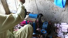 印度小作坊加工焊机，这操作看得我一愣一愣的，真是个神奇的地方
