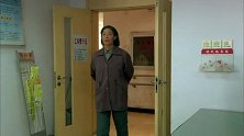 两口子都在民政局门口准备离婚了，美女却怀孕了