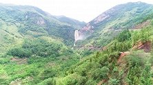 贵州一户人家居住山沟200多年，是因为后面这个百米高大瀑布