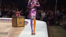 时尚走秀：奔放热情的走秀，也就欧美模特做的到(19)