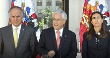 智利政府撤八部长难息民愤 智利总统宣布取消两大国际大会
