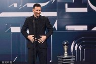 荣耀时刻！梅西当选FIFA年度最佳球员 生涯第7次获此殊荣