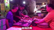 150买了快8斤羊脚，6爷儿大口啃肉，再来点小酒，乡村生活真惬意