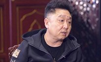 盘点于谦被“黑”名场面：张云雷曝于谦私下逛夜店蹦迪，家贼难防
