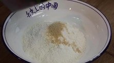 早上没时间做饭，教你做这种鸡蛋饼，十分钟就能解决全家人早餐