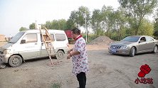 小伙卖拉煤车美女提出分期付款，没想小伙将车分期卖掉，太逗了