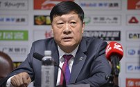 李秋平：本场比赛球队打得非常糟糕 球员都想自己进攻