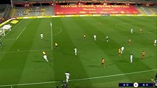 第34分钟朗斯球员杜库尔进球 朗斯1-0里昂