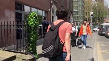 搞笑的路边伪装，国外恶作剧，啊的有趣停不下来
