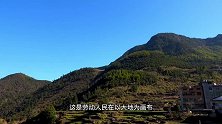 饶望仙南峰村雪景如画，美女游客踩着10厘米芽霜，拍汉服大片