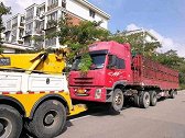 高速救援时，碰到“天价拖车费”怎么办？交警：记得打这个电话！