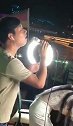 菜棚哥船上演唱《一剪梅》，不愧是春晚红人，实力秒杀中国好声音