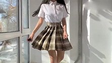 小萝莉jk裙换衣秀，太萌了，每一款短裙都不容错过