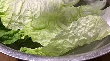 白菜豆腐好吃的，学会小技巧，豆腐外焦里嫩白菜翠绿不变