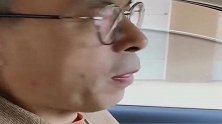有个这样的儿子，都快三十多岁了，还这么坑爹，不怪老人家记仇