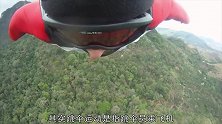 外国友人好会玩，217人同时跳伞，这场面真壮观