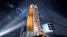 登月火箭建造完成 NASA将送首位女宇航员登月