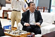 聂卫平为韩选手“滑标”输棋鸣冤：规则不人性化 应允许重下