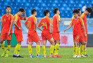 0-2！中国足球165天内再负越南 希丁克接手后迎来最耻辱一败