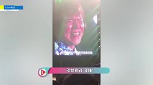 伍佰在社交平台回应不用自己唱的演唱会，网友：这届粉丝太难带了