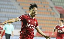 K联赛-李东俊传射19岁小将破门 釜山主场2-0首尔