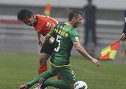 国安武汉火爆瞬间 柯钊成名作 连环鞭腿踢向马季奇