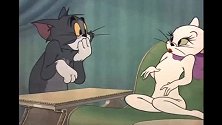 猫和老鼠：汤姆正要亲吻美女猫，尾巴差些为杰瑞剪断