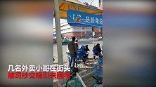 外卖小哥闯红灯被罚抄交规 交警：效果好