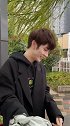 我好像跟爱情擦肩而过了……