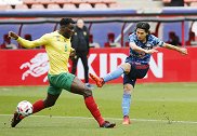 热身赛-“全旅欧阵容”出战吉田麻也险破门 日本0-0喀麦隆