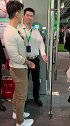 近距离看吴尊挺帅啊