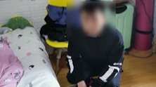 安徽芜湖：吓傻！女子凌晨醒来，床边竟坐着个陌生男人