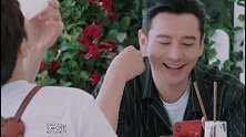 黄晓明和儿子视频通话，小海绵祝他父亲节快乐，小奶音太萌了
