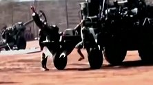 印度炮兵演习，不许笑，不许笑，不许笑！