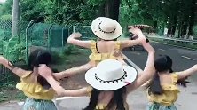 四朵金花！有了三胞胎小情人简直人生赢家，太羡慕了