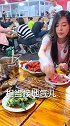 豪车云集的大排档，人气很旺，天热就该这样吃，味道也很好vlog美食记 戴上墨镜我就飘了 美食