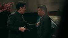 霞光：女儿还要上台演戏，谁料老爸告诉她自己的身份，是国军特务