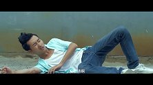 大姐厉害了三脚放倒三毛贼