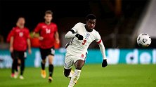 U21欧锦赛预选赛英格兰5球大胜 恩凯蒂亚双响奥多伊破门