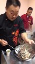牛肉的焯水处理！疯狂掌门人匠心传承。