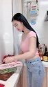 能上厅堂，能下厨房的小姐姐