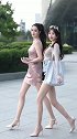 都不想选，我想左拥右抱
